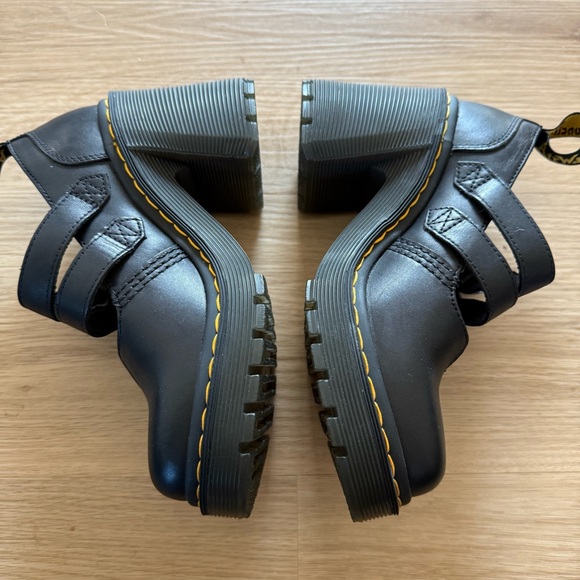 Dr. Martens Eviee Pump - Women's Sz 6 L US Black Stacked Heel - Picture 4 of 7